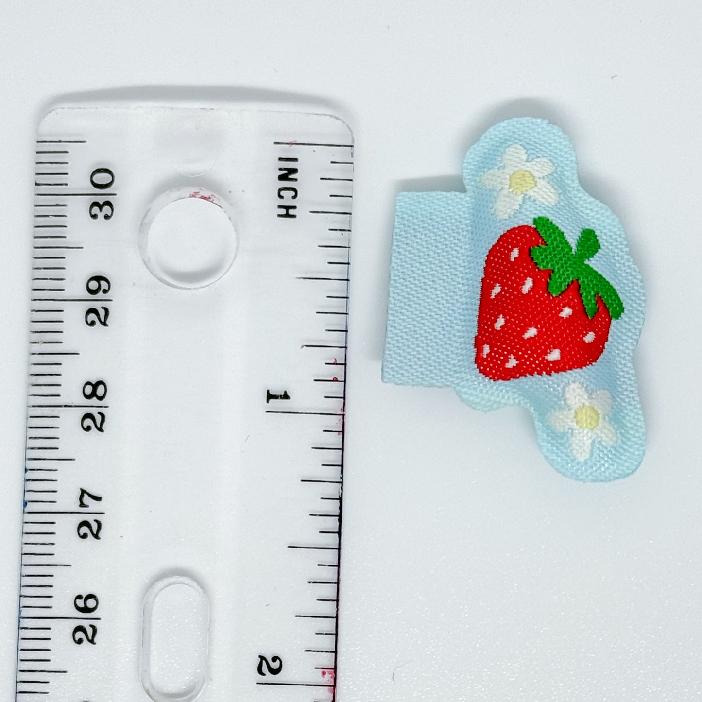 Strawberry Deluxe Puff Woven Label  image 1