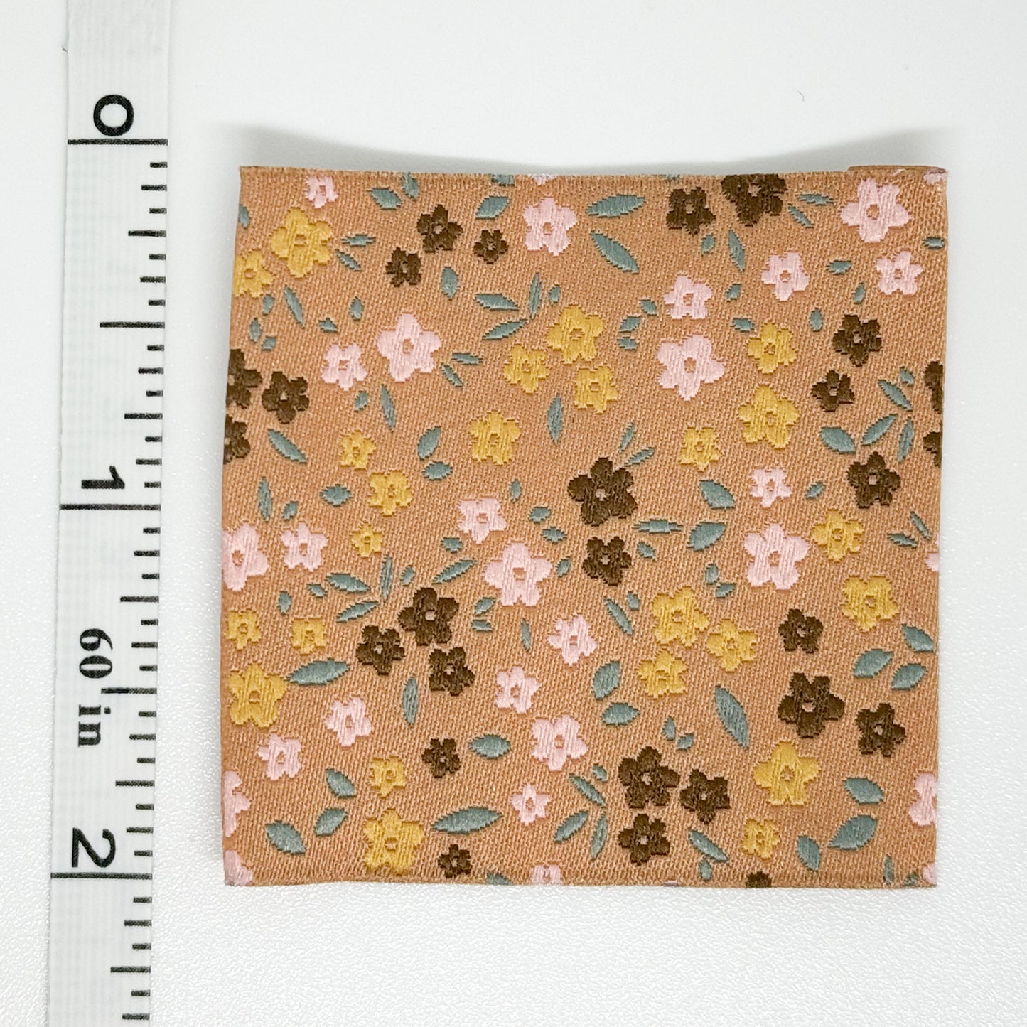 Neutral Floral Layering Woven Label image 1