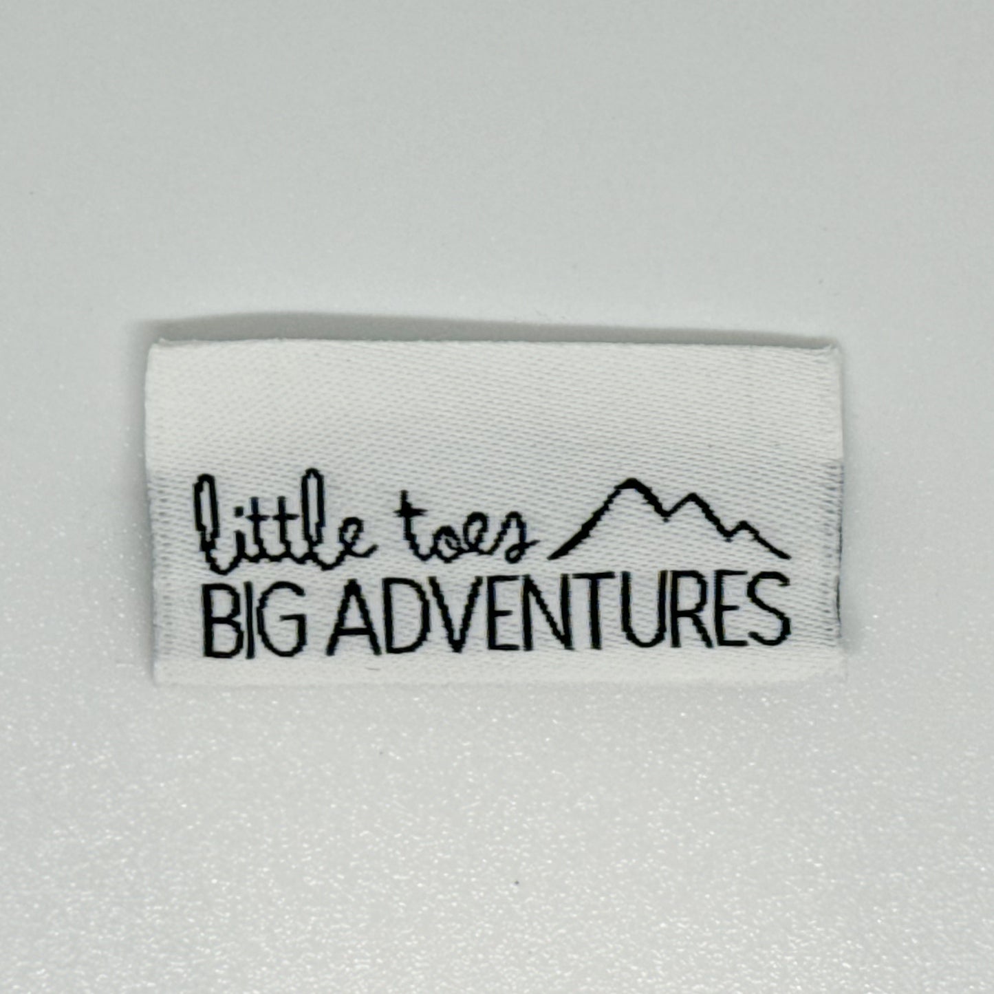 Little Toes Woven Label image 0