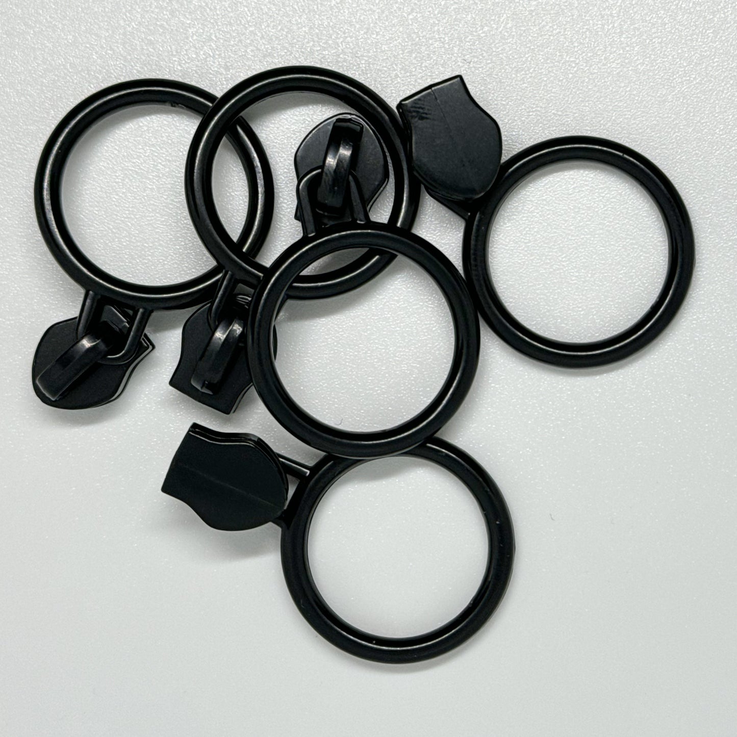 Black Circle Zipper Pull image 2