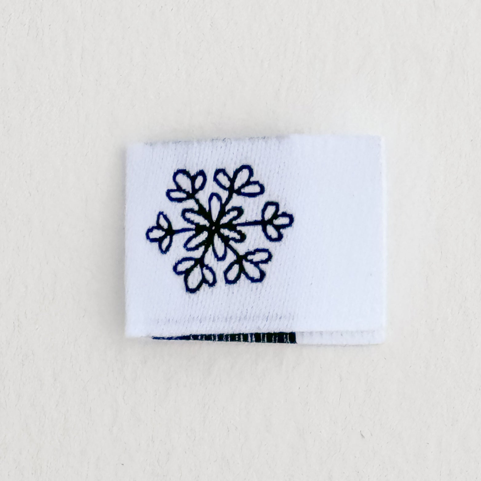 Snowflake Woven Label  image 0